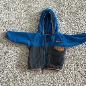 Block color Patagonia fleece